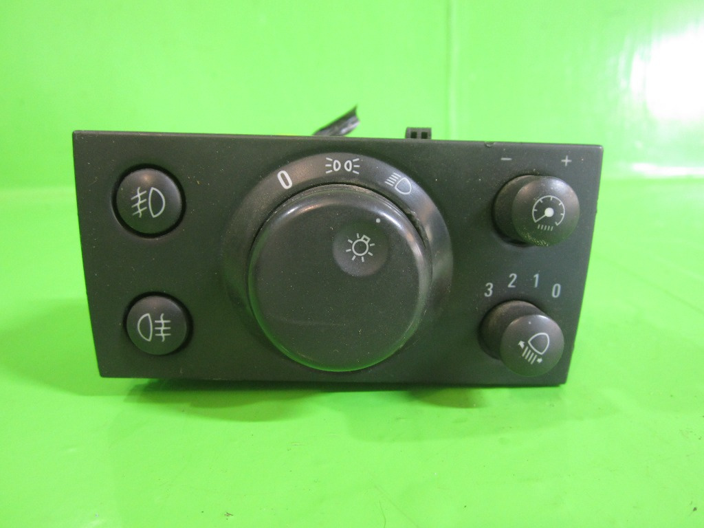 BLOC LUMINI OPEL VECTRA C FAB. 2002 – 2009 ⭐⭐⭐⭐⭐