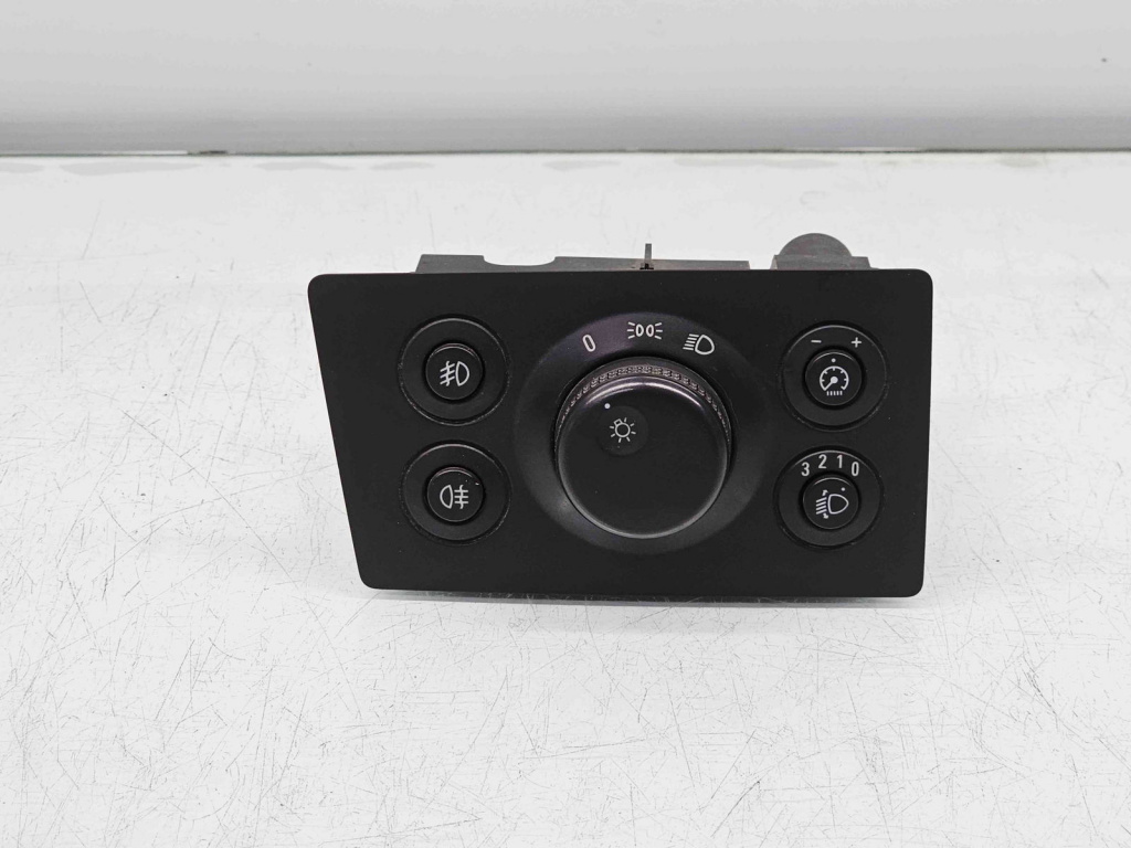 Bloc lumini Opel Zafira B (A05) [Fabr 2006-2011] 13205865