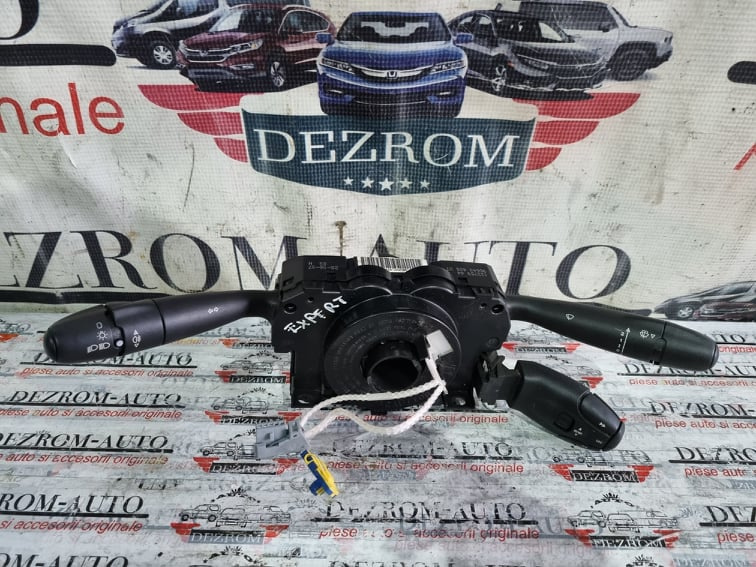 Bloc lumini original Peugeot Expert III cod piesa : 96640428xt