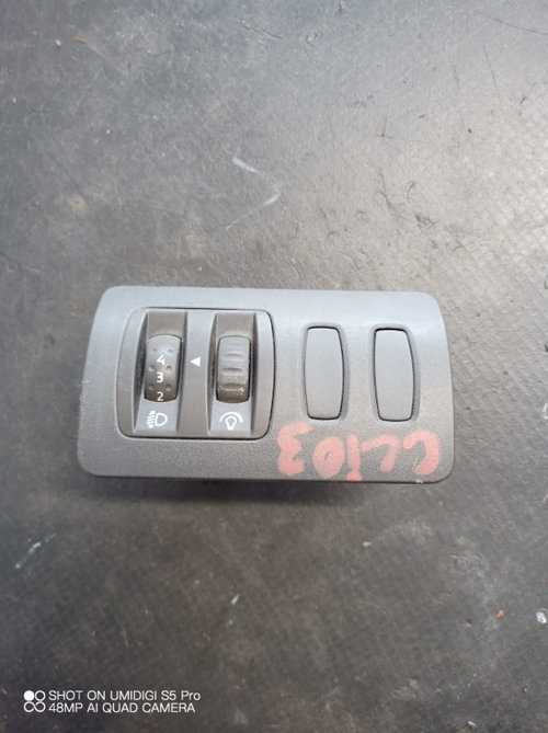 Bloc lumini , Renault MEGANE 2 , 2002- 2012 1.5 DCi (KM13) Motorina COD - 8200095495B