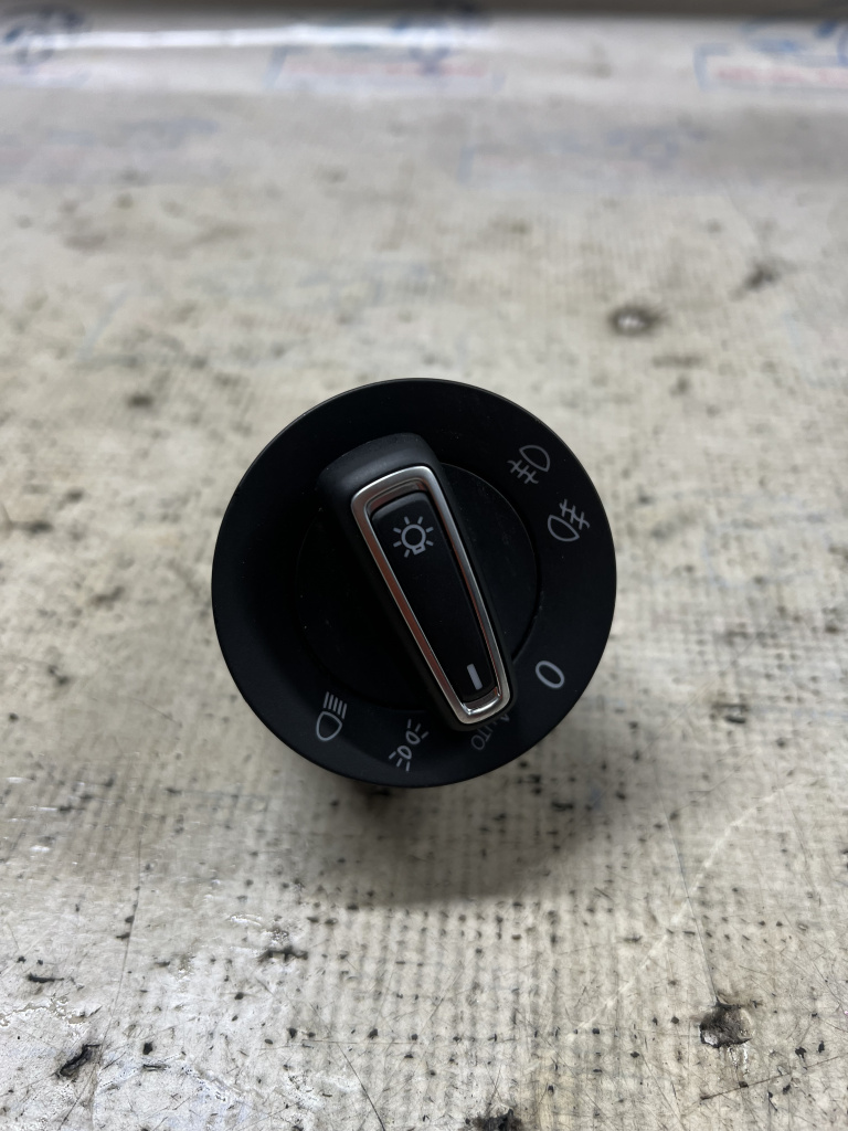 Bloc lumini Skoda Karoq 1.0 Benzina 2018, 5G0941431BD