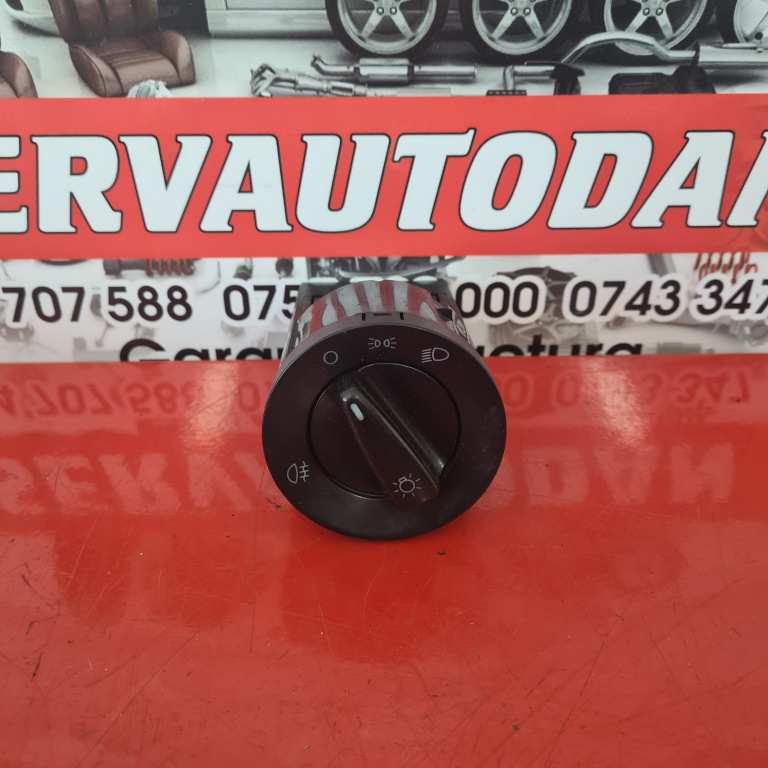 Bloc lumini Skoda Octavia (1996-2010) 1.9 Motorina 2004, 3B0941531B