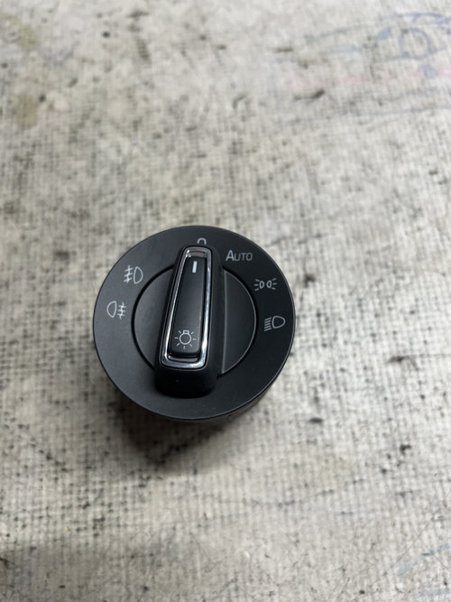 Bloc lumini Skoda Scala 2020, 3V0941431