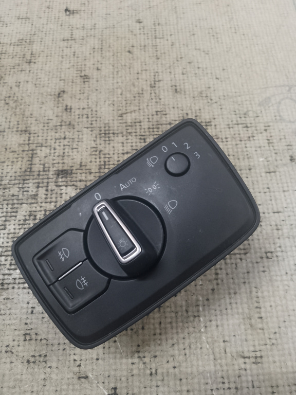 Bloc lumini Volkswagen Passat B8 2015, 3G0941633