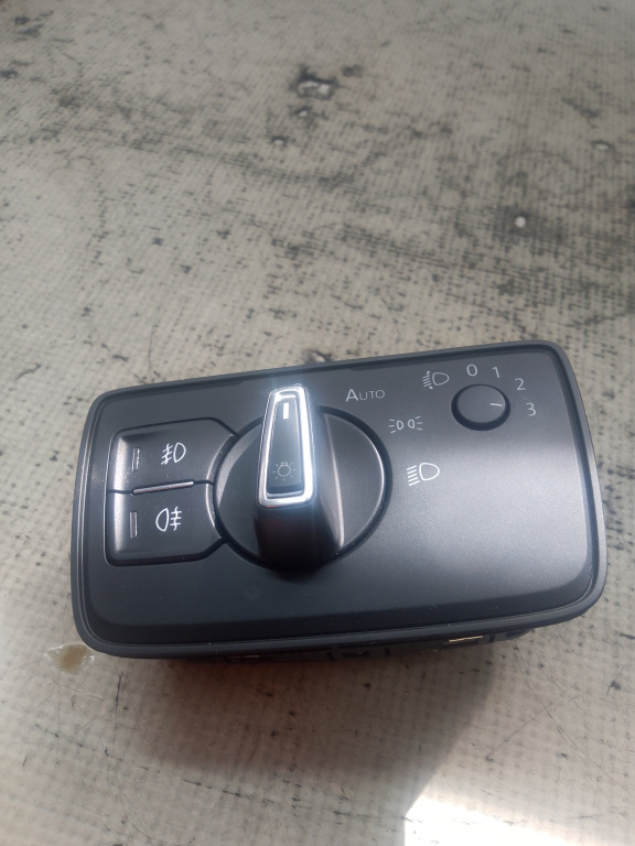 Bloc lumini Volkswagen Passat B8 2016, 3G0941633