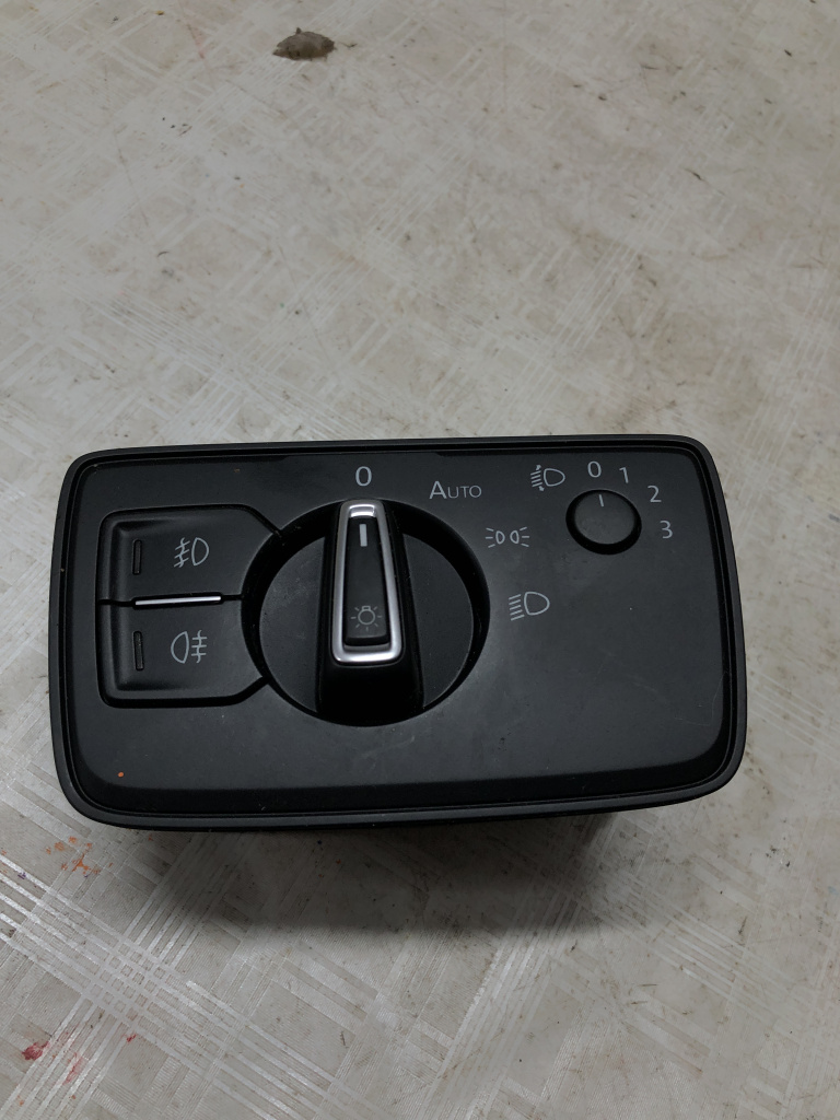 Bloc lumini Volkswagen Passat B8 - Motorina 2019, 3G0941633