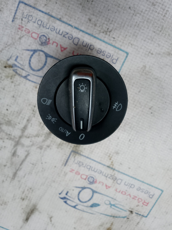 Bloc lumini Volkswagen Passat CC 2012, 3C8941431