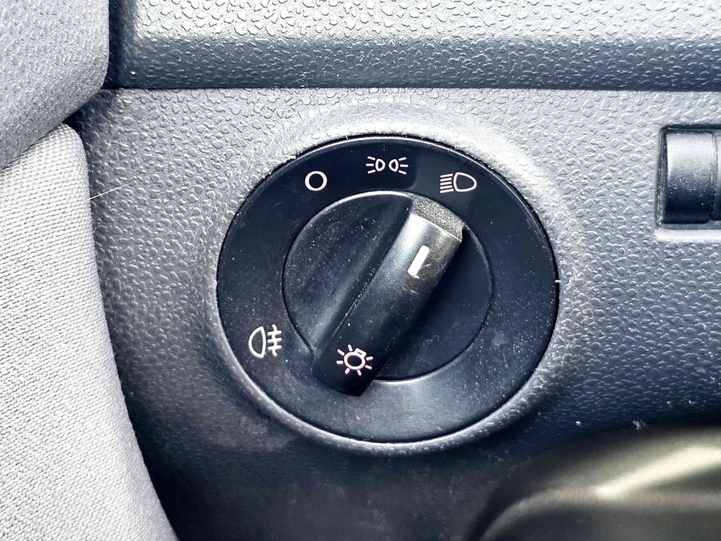 Bloc lumini Volkswagen Polo (9N) [Fabr 2001-2008] OEM