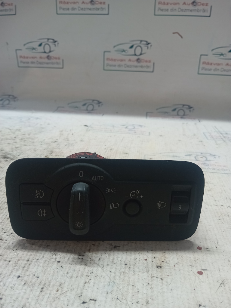 Bloc lumini Volkswagen Touareg 2014