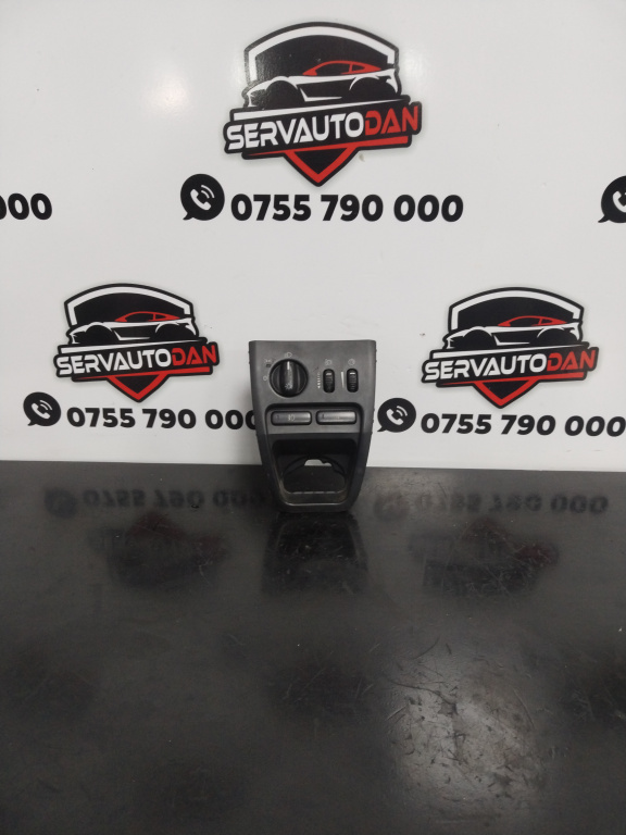 Bloc lumini Volvo XC90 (2002->) 2.4 Motorina 2007, 8685452