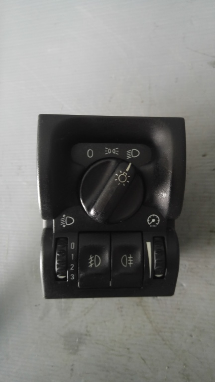 Bloc lumni opel vectra b 1995-2002 90504968 90569814
