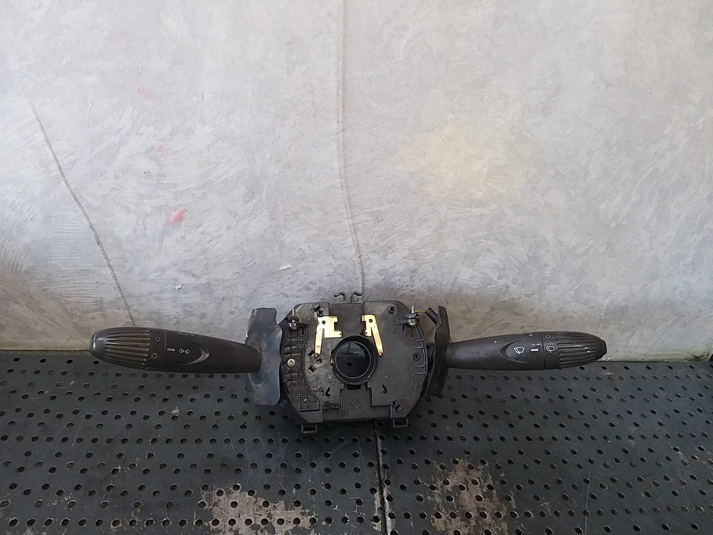 Bloc manete semnalizare stergator parbriz fiat doblo 119 223