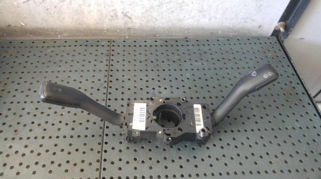 Bloc manete semnalizare stergator parbriz skoda fabia 1 6y2 8l0953513g k0301202012 4b0953503f