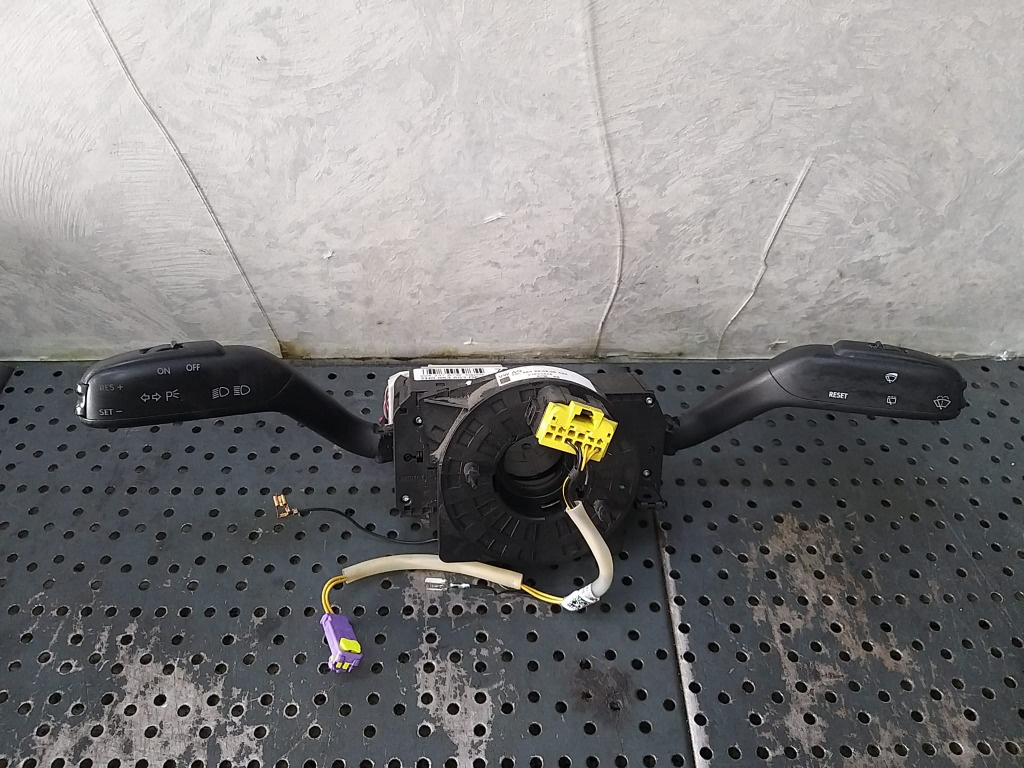 Bloc manete semnalizare stergator parbriz spirala volan seat ibiza 6j 7h0953503dc 204337atw 280689