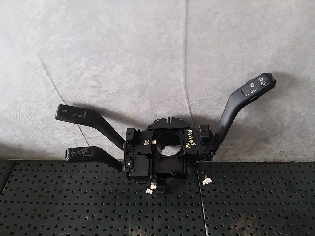 Bloc manete semnalizare stergator parbriz tempomat vw passat b6 3c 3c9953507c 01403803 3c9953513c