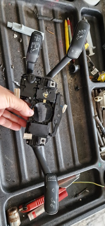 Bloc Manete Semnalizare Stergator Skoda Octavia 3 cod 5Q0953507HK