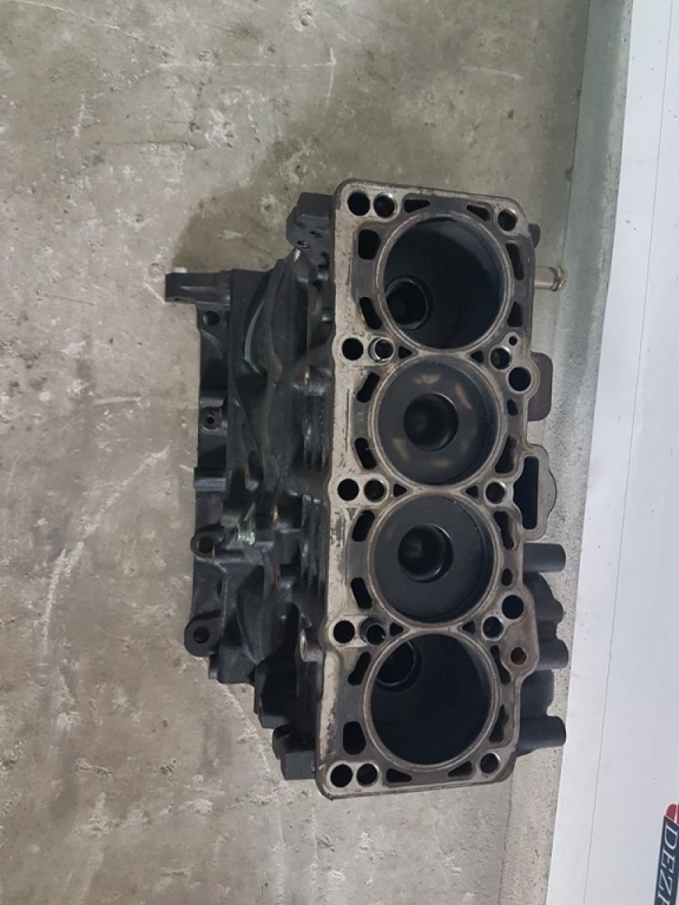 Bloc motor 03g021a cu biele si pistoane audi a4 b7 2.0 tdi bre 140 cai