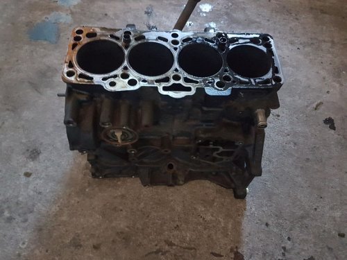 Bloc motor 03g021ac dezechipat audi a3 8p 2.0 tdi bmm 140 cai