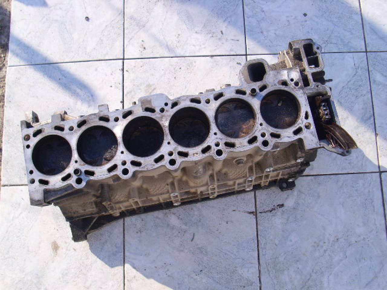 Bloc motor ambielat BMW E60 520i (trebuie segmentat)