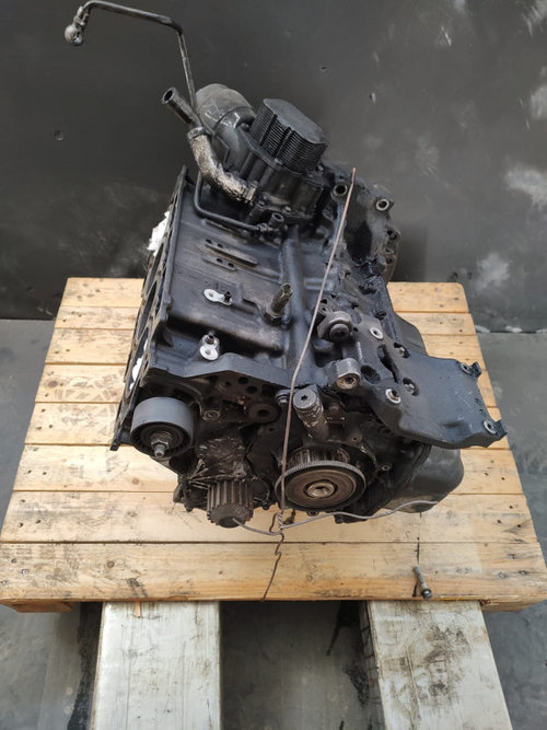 Bloc motor ambielat cu vibrochen , Volvo V50 , Ford Focus, Fiesta, Citroen , Peugeot 1.6 hdi diesel ...