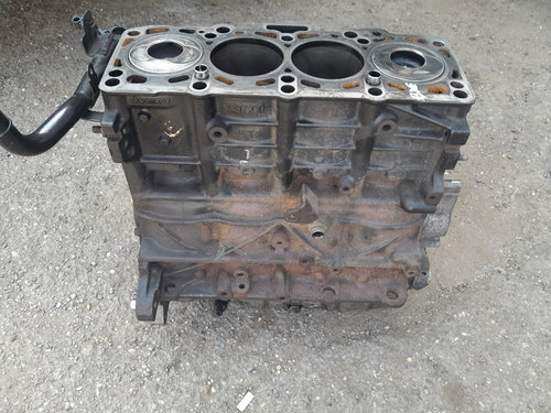 Bloc motor ambielat Vw Touran 1.9 TDI 105CP cod motor BLS an 2008