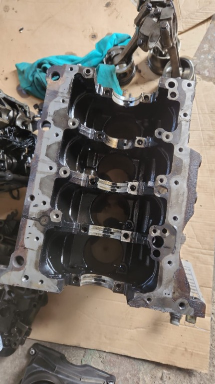 Bloc motor Audi A6 C6 2.0 TDI cod motor BRE
