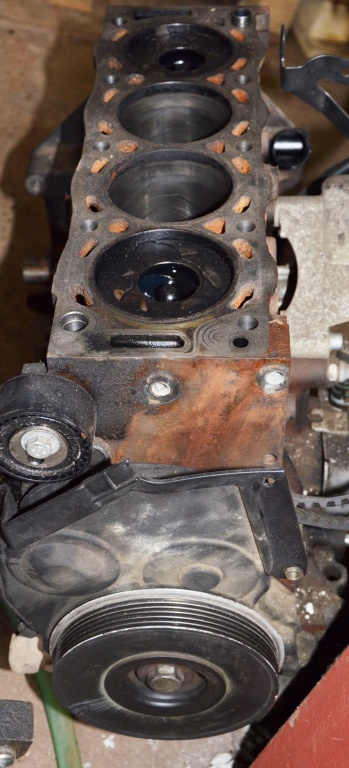 Bloc motor + pistoane + vibrochen RHZ 80kw 110cp Citroen C5 Peugeot