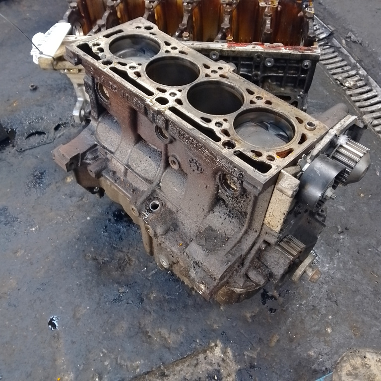 Bloc Motor Renault Megane 2 2002-2010 1.6 K4M 760 Benzina Ambielat R4Mt7 , R05A3A5, A021181, 102937