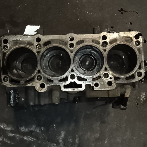 Bloc Motor Vw Caddy 3 2004-2015 2.0 Tdi 16V Cfhc Motorina Ambielat
