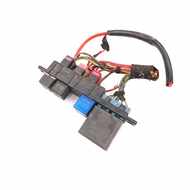 Bloc Relee Audi A4 B5 (8D) 1994 - 2001 Motorina 8L0941822A, 8L0 941 822 A, 8L0 941 822A, 8L0941822 A, 7M0 959 533 A, 7M0 959 533A, 7M0959533 A, 7M0959533A, 5WK4 6874, 5WK46874, 89 6083 000, 896083000, 1J0 937 731, 1J0937731