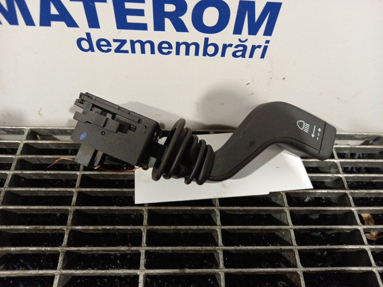BLOC SEMNALIZARE OPEL COMBO - - (2002 2012)