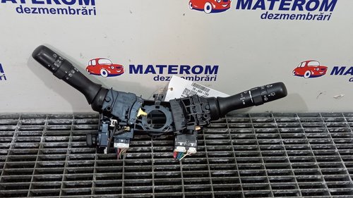 BLOC SEMNALIZARE TOYOTA AVENSIS - - (2008 2012)