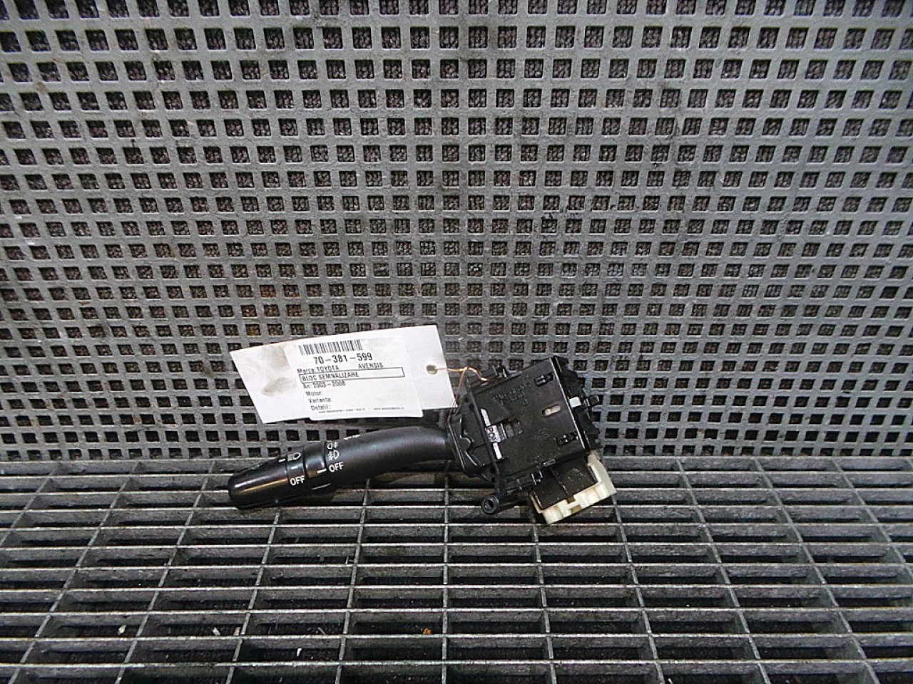 BLOC SEMNALIZARE TOYOTA AVENSIS AVENSIS - - (2003 2008)