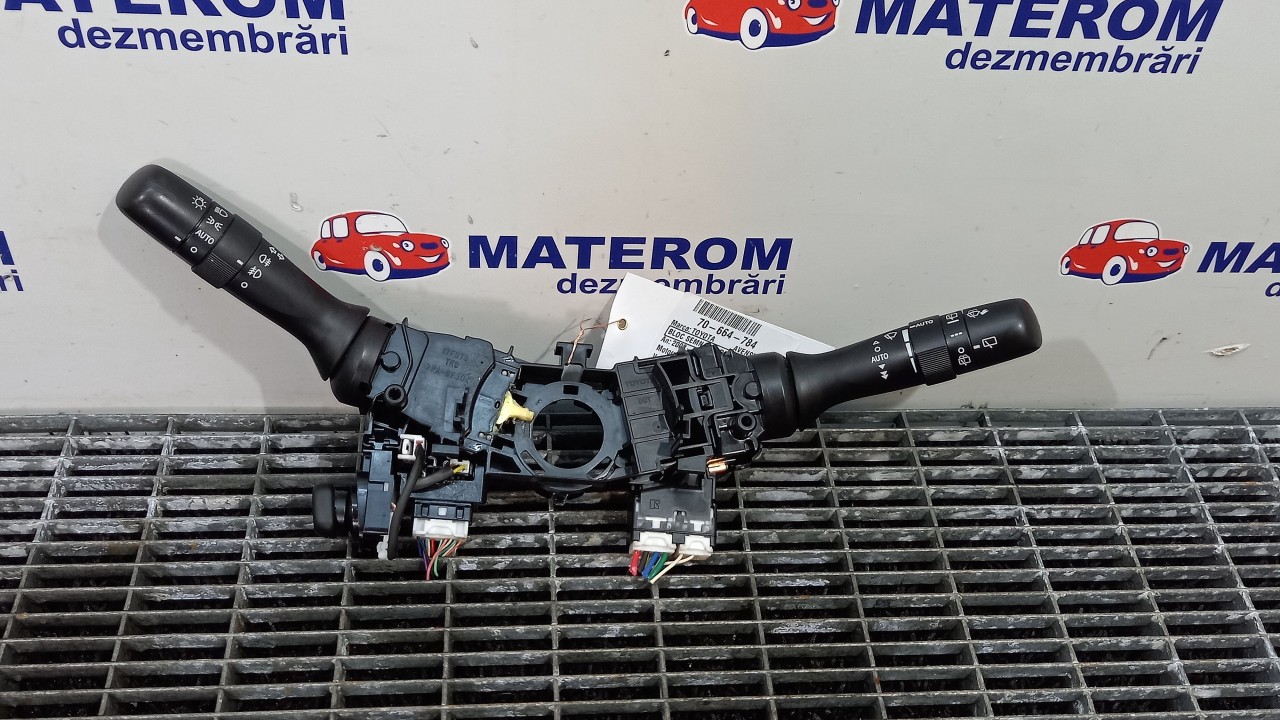 BLOC SEMNALIZARE TOYOTA AVENSIS AVENSIS - - (2008 2012)
