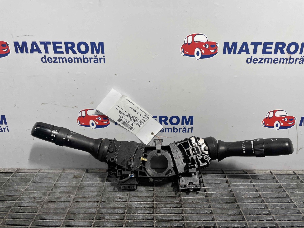 BLOC SEMNALIZARE TOYOTA AVENSIS AVENSIS - - (2012 2015)