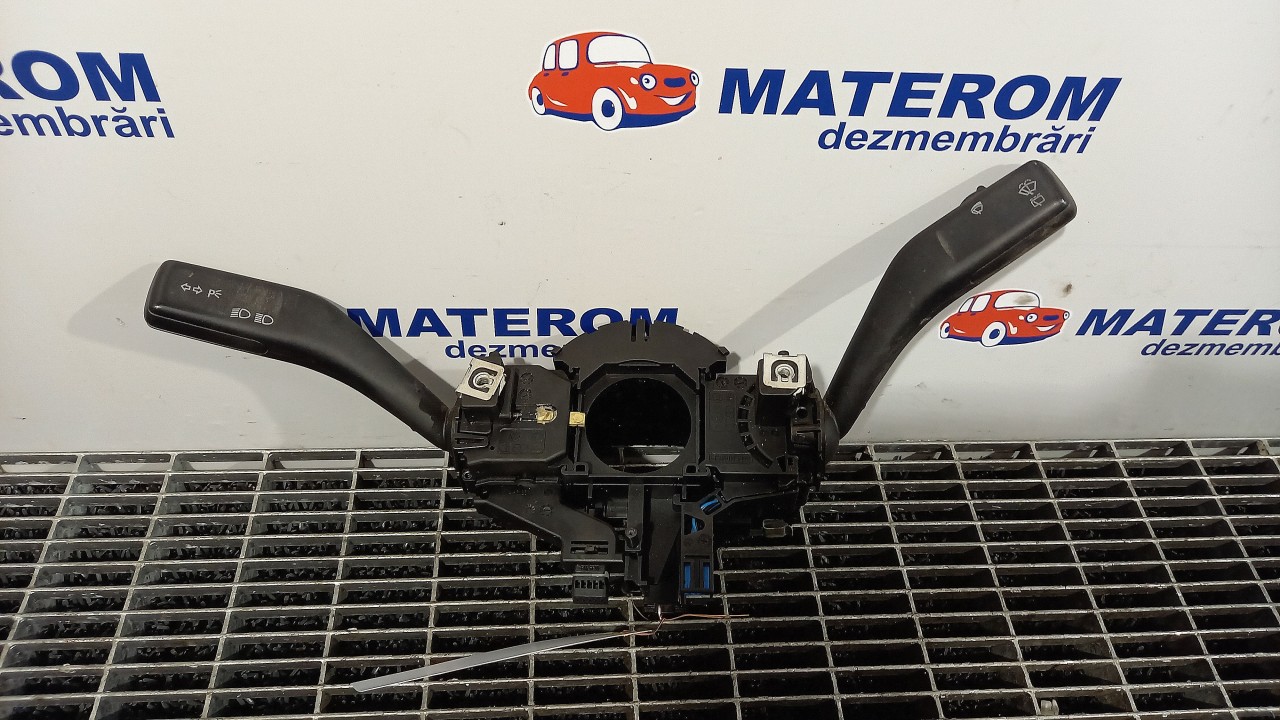 BLOC SEMNALIZARE VW CADDY CADDY - - (2004 2010)