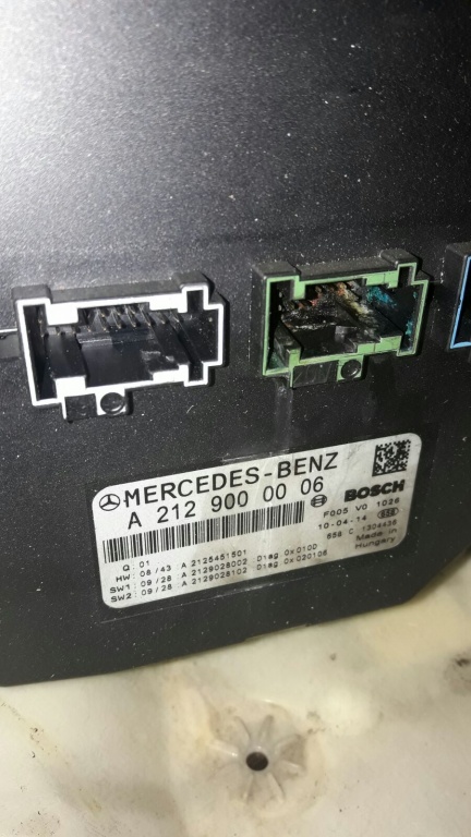 Bloc sigurante relee calculator sam A2129000006 Mercedes w212 e200