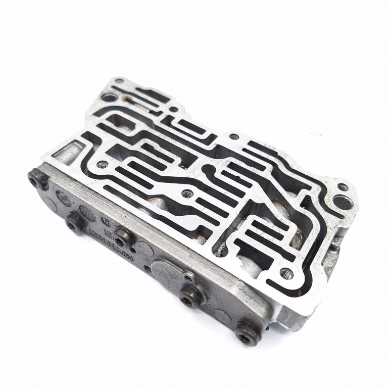 Bloc Valve Audi A6 (4B, C5) 1997-2005 2.5 Tdi Afb Motorina 106042709816, 1060427050, 5Hp19, Drm95023N10F2, 0287050, 10600400S7 Zf Friedrichshafen Ag