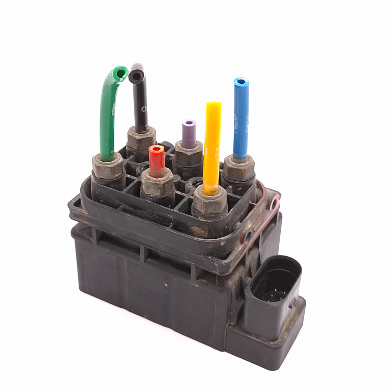 Bloc Valve Audi A8 (4E) 2002 - 2009 15152400082, 15-1524-00082