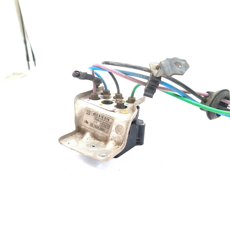 Bloc Valve Suspensie Audi A8 (4E) 2002 - 2009 4E0616014, 4E0 616 014, 15152400013