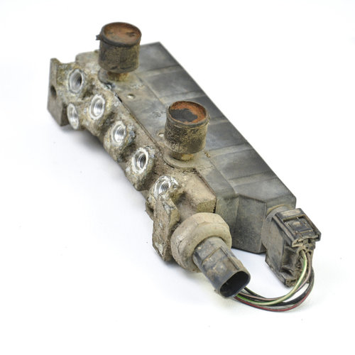 Bloc Valve Suspensie Mercedes-Benz S-CLASS (W220) 1998 - 2005 Motorina A2203200258, A 220 320 02 58,...