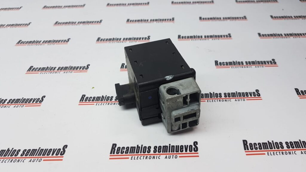 Blocator volan VALEO RENAULT SCENIC 2 8200033233 / E01600008200033233 / E0160000