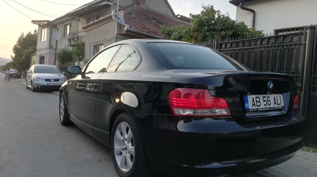 BMW 120 2.0 2009
