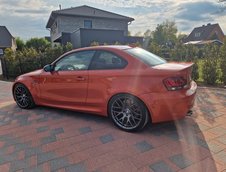 BMW 1M Coupe cu motor de M3 Coupe