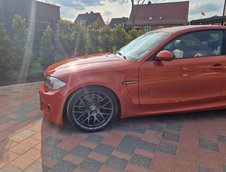 BMW 1M Coupe cu motor de M3 Coupe