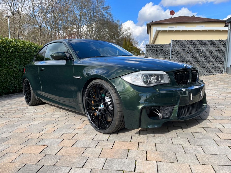 BMW 1M cu motor V10