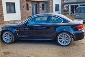 BMW 1M cu motor V8