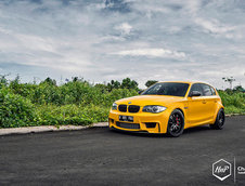 BMW 1M hatchback