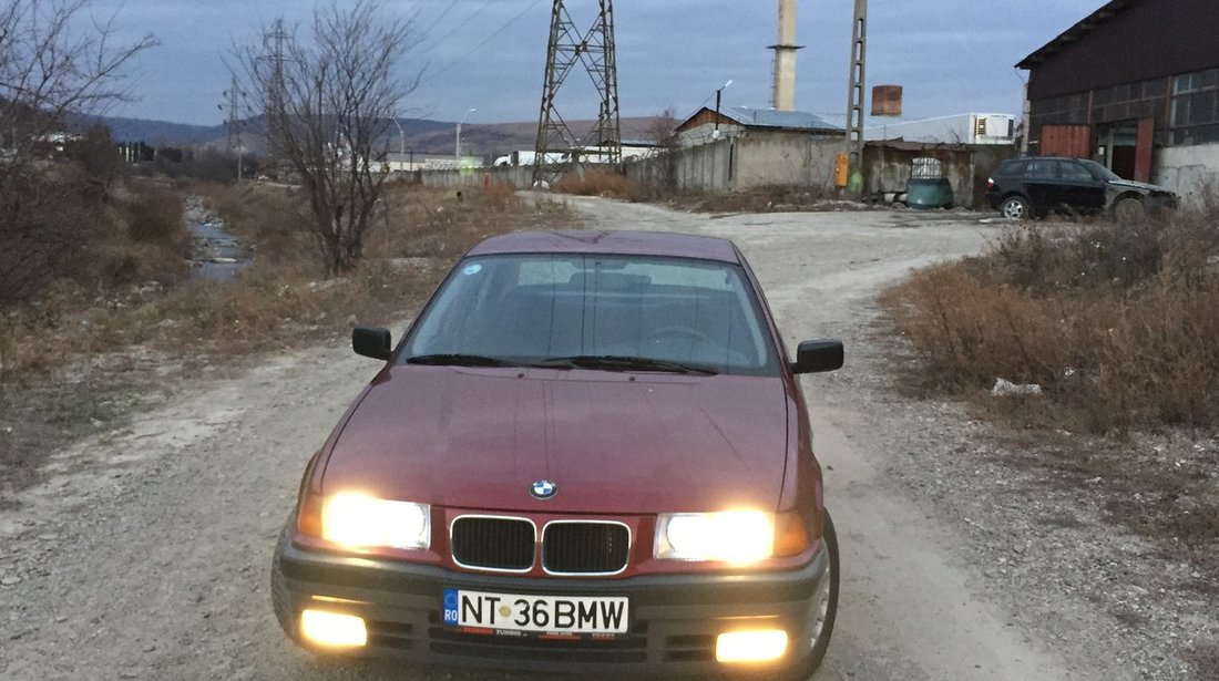 BMW 318 1,8 benzina 1994