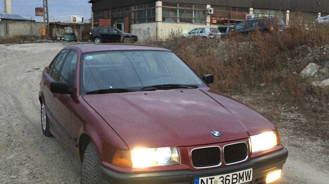 BMW 318 1,8 benzina 1994